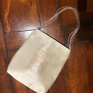 Off White Mini Bag! 👛👜